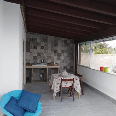 Вилла Monolocale Indipendente Con Giardino E Parcheggio Privato Порто-Чезарео Экстерьер фото